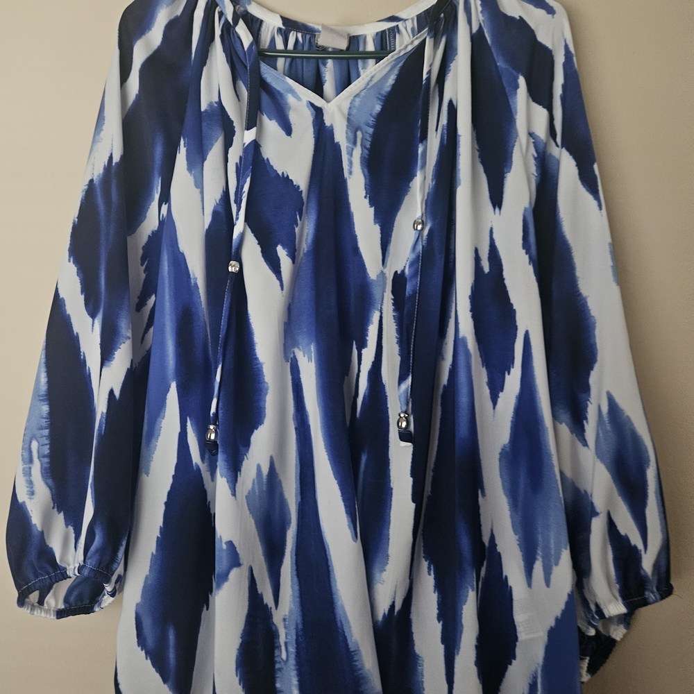 Chic Blue and White Women's Blouse